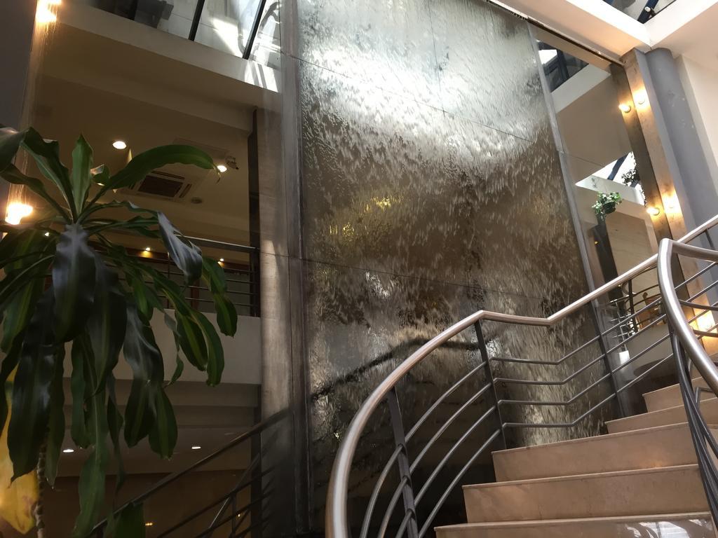 水晶宫殿酒店 蒙得维的亚 外观 照片